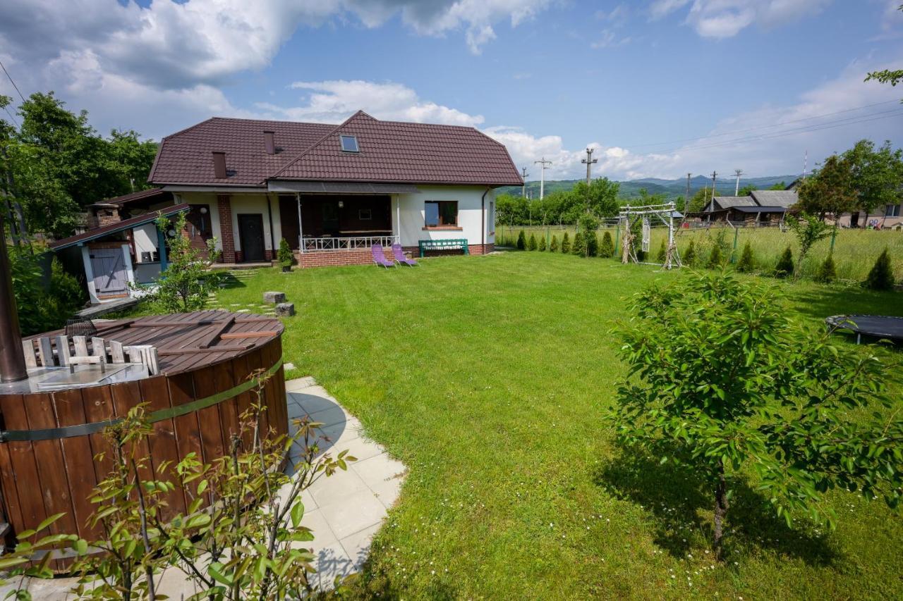 Chalet Bora Вишеу-де-Жос Экстерьер фото
